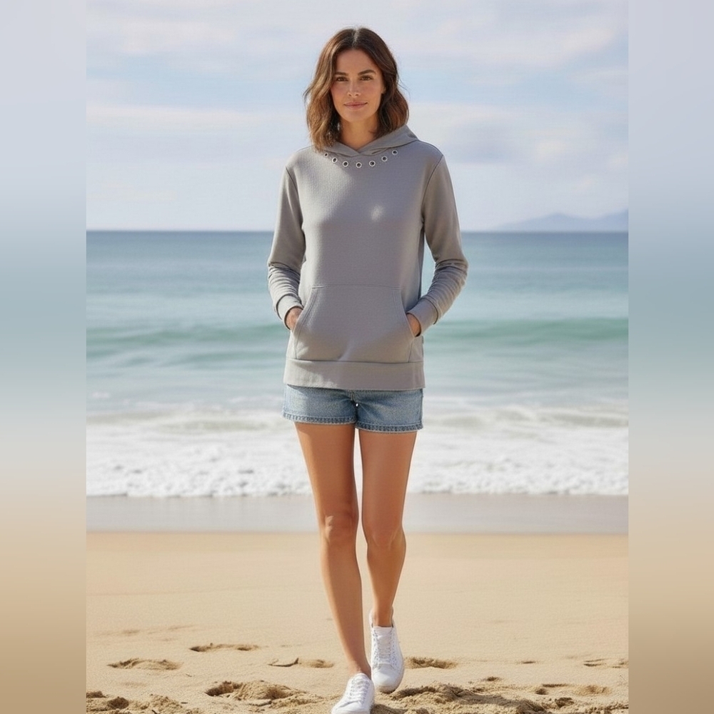 Marika - NWOT, Lite Gray Hoodie W/Pouch Pocket, Long Sleeve, Open Silver Rings